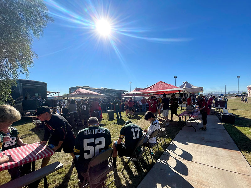 img-aztailgate02_12-9